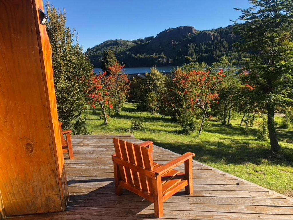 Laguna Larga Lodge Lago Futalaufquen Exteriör bild