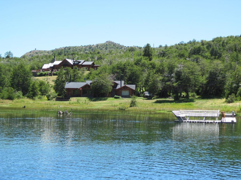 Laguna Larga Lodge Lago Futalaufquen Exteriör bild